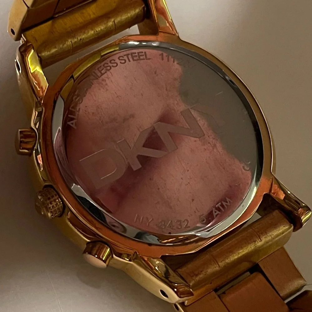 DKNY NY-8432 Women’s Gold Chronograph Watch –‎ Solid Stainless Steel
